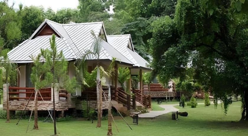 Chiangkham Luang Resort Chiang Dao Eksteriør billede