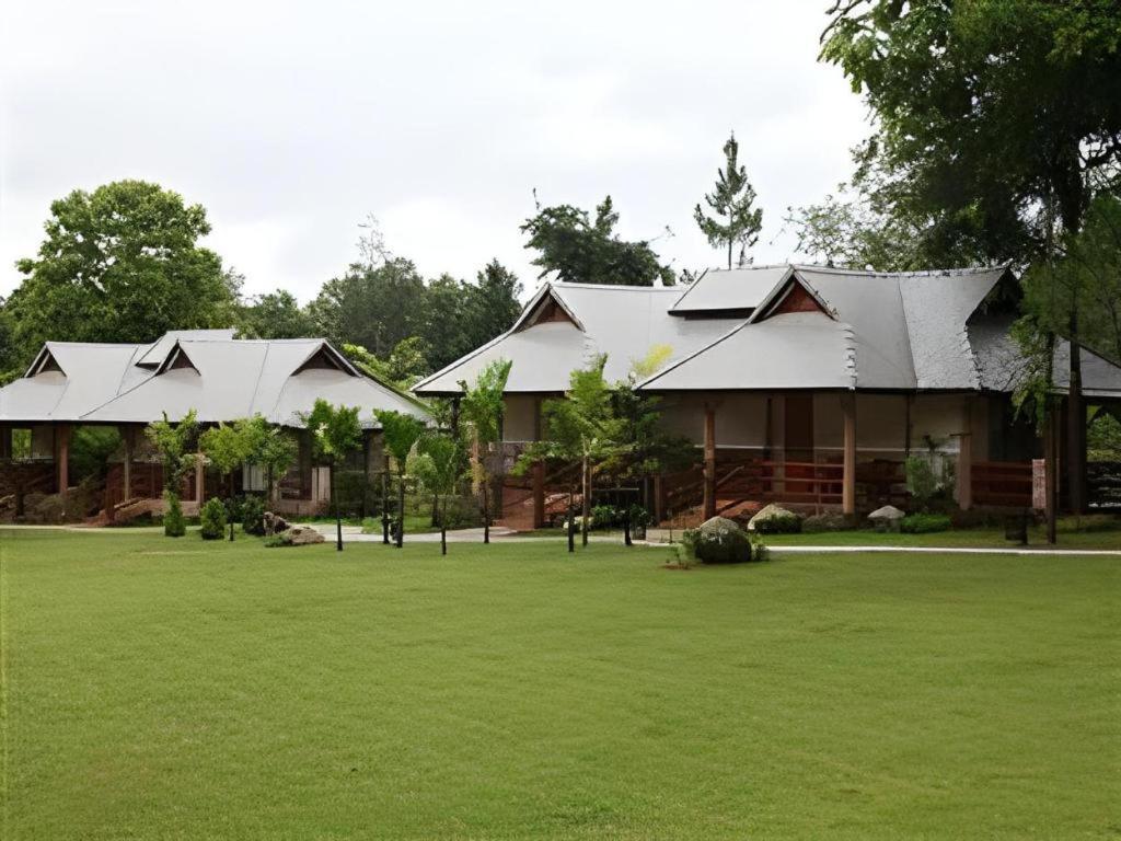 Chiangkham Luang Resort Chiang Dao Eksteriør billede
